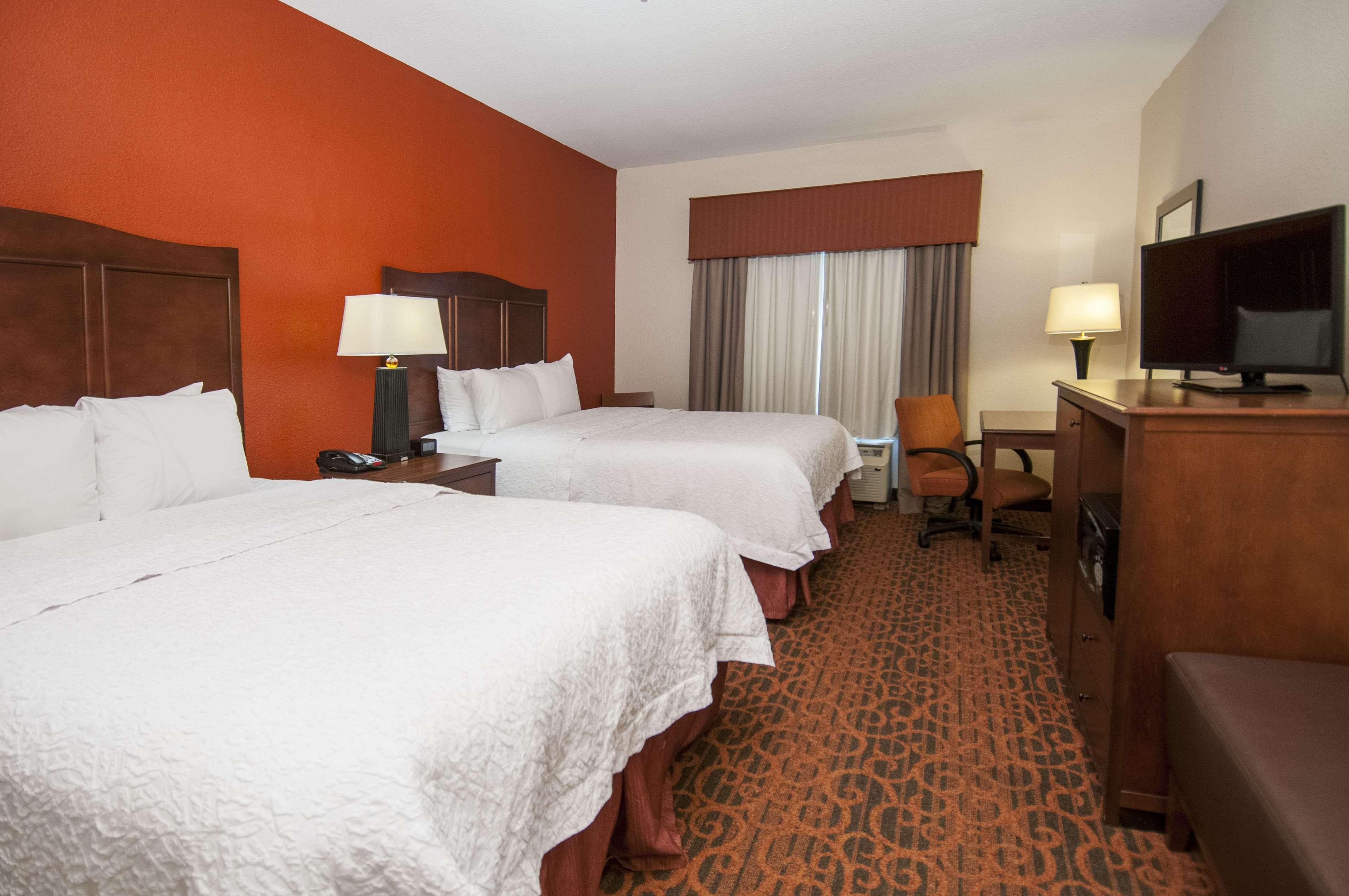 Hampton Inn And Suites Waxahachie Exterior photo